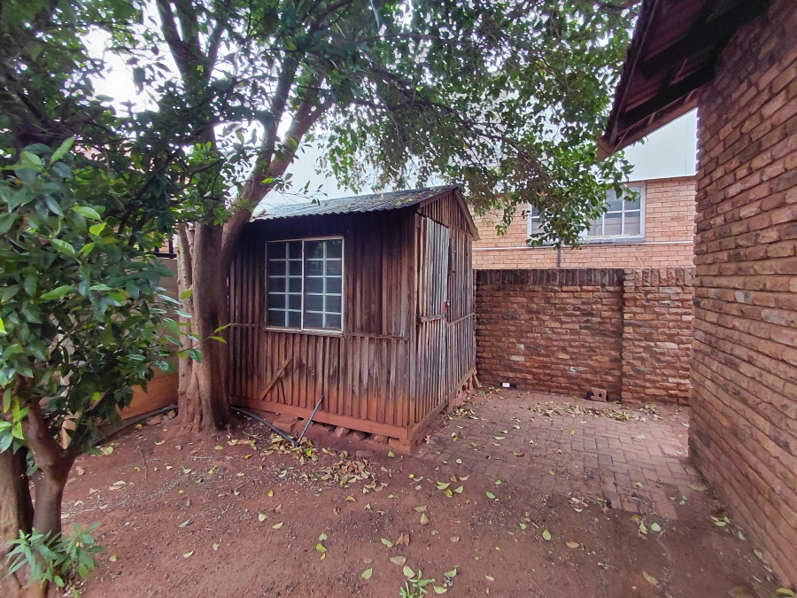 2 Bedroom Property for Sale in Doringkruin North West